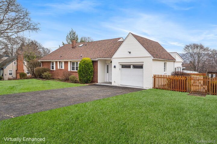 Property Photo:  9 Sunrise Terrace  NY 12553 