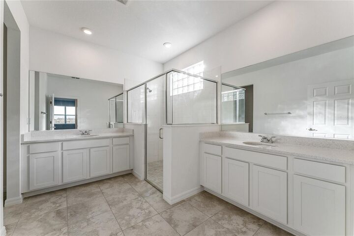 Property Photo: 7405 SW 61st Street FL 34474