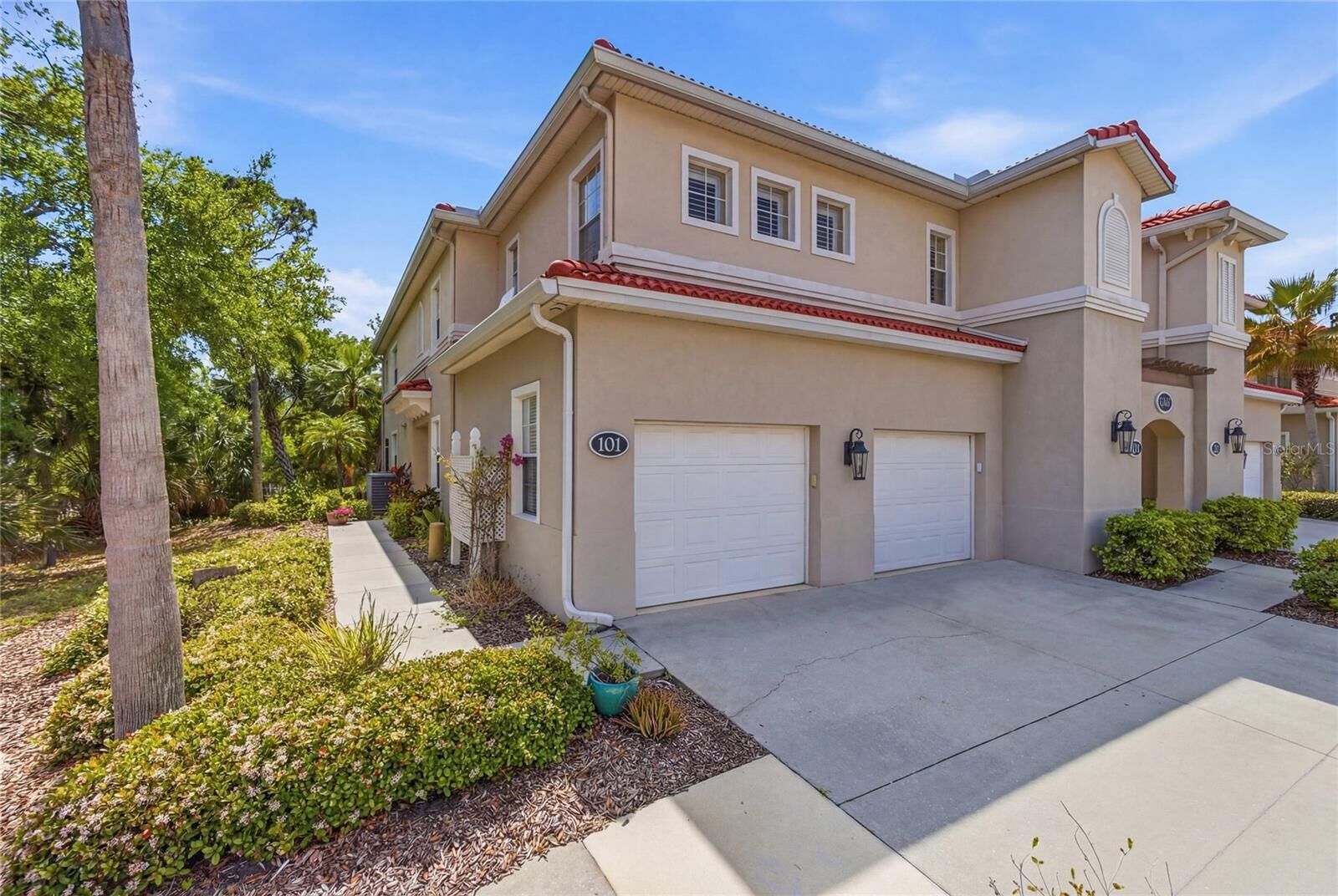 Property Photo:  4000 Ibis Way 101  FL 34292 