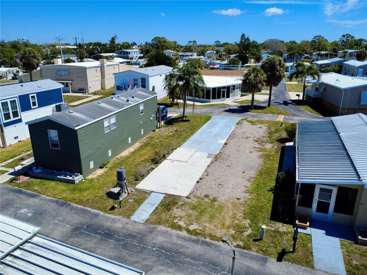 Property Photo:  106 Bayou Drive  FL 34285 