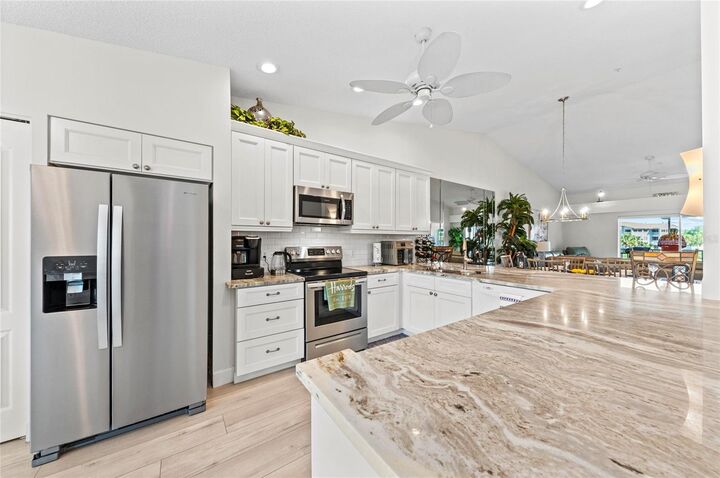 Property Photo: 4639 Chapel Hill Drive 2925 FL 34238