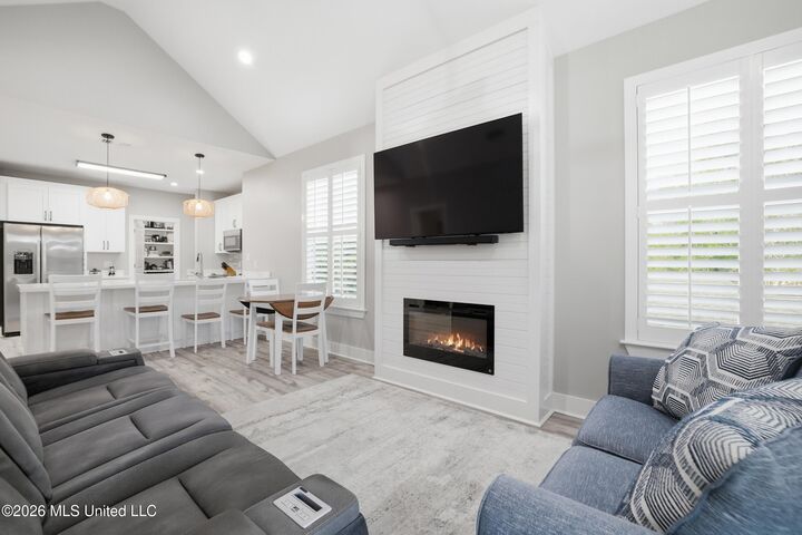 Property Photo:  111 North Street  MS 39576 