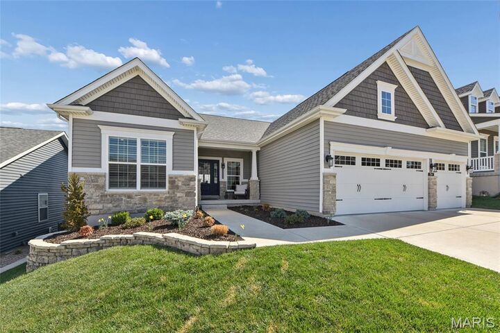 Property Photo: 734 Crested Point Drive MO 63025