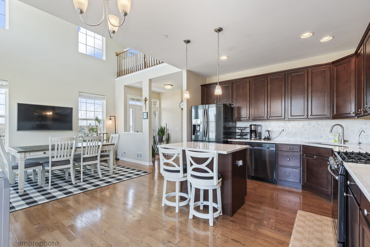 Property Photo:  9834 Cummings Street  IL 60142 