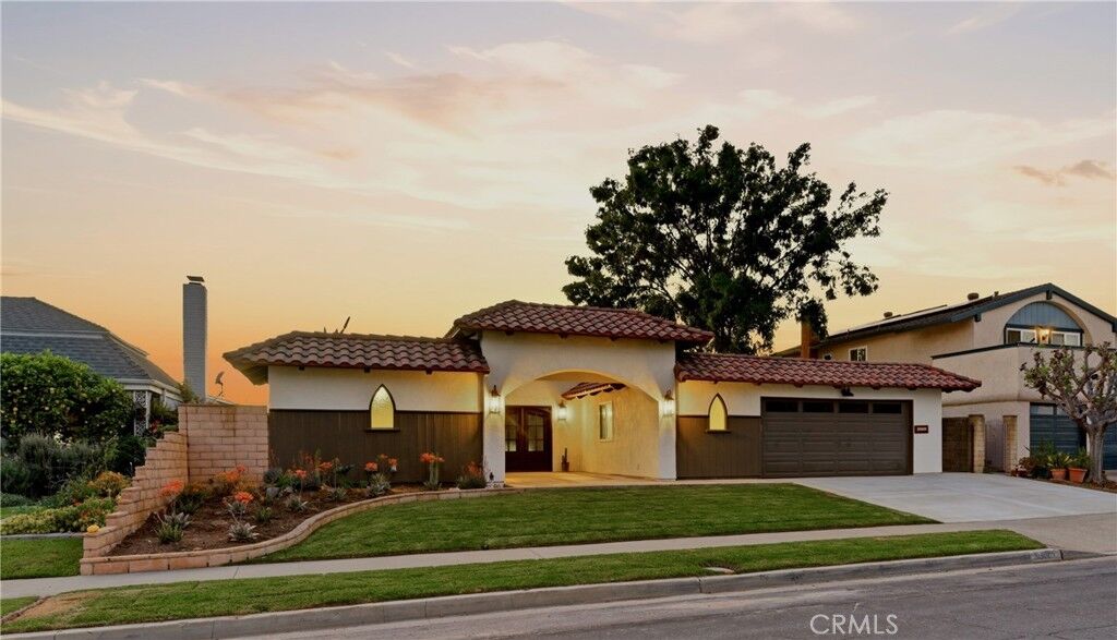 Property Photo: 13601 Carrol Way CA 92780