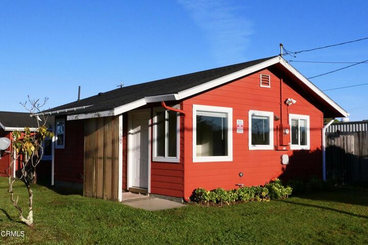 Property Photo:  658 S Franklin Street  CA 95437 