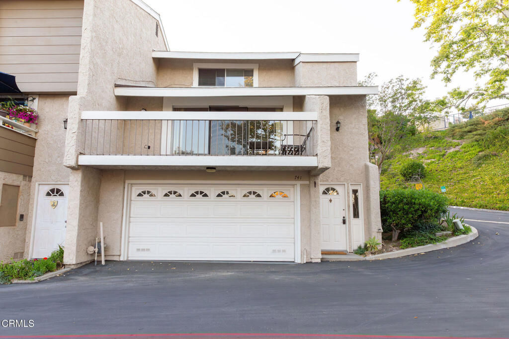 Property Photo:  741 Warwick Avenue  CA 91360 