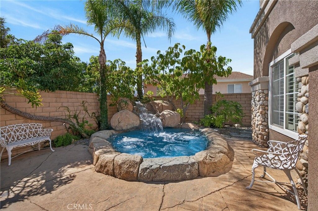 Property Photo:  879 Derby  CA 92882 