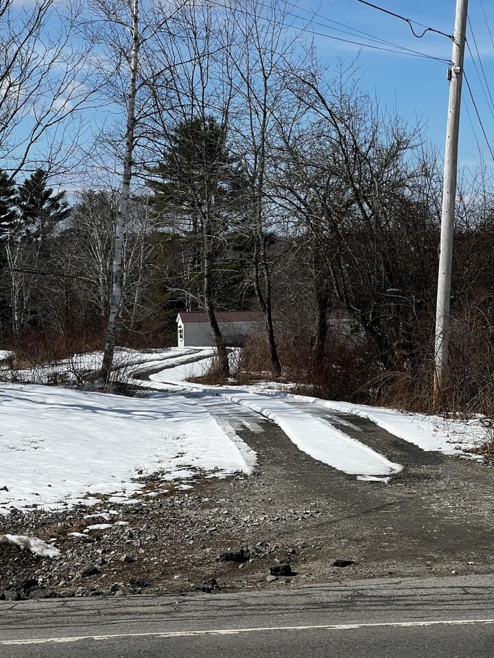 Property Photo:  704 Gardiner Road  ME 04578 
