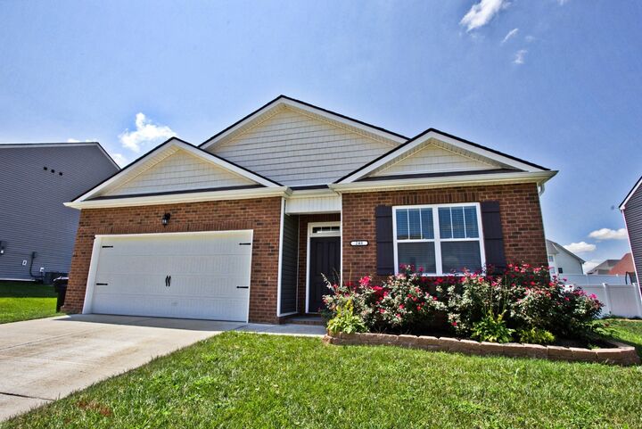 Property Photo:  248 Autumn Terrace Ln  TN 37040 