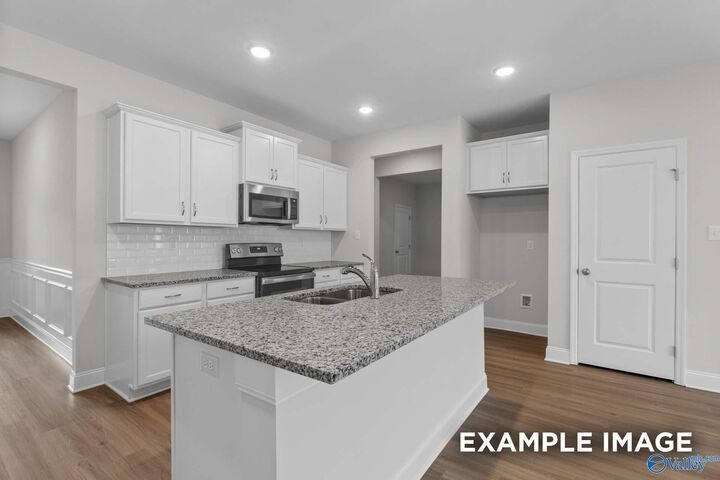 Property Photo:  3149 SE Mead Way  AL 35603 