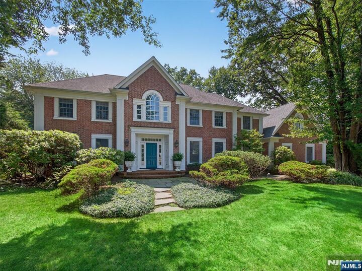 Property Photo:  505 Ivy Lane  NJ 07481 