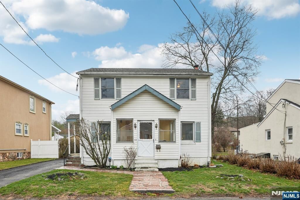 Property Photo:  42 Haskell Avenue  NJ 07420 