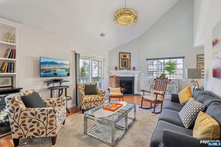 Property Photo: 1810 Faulkner Court NJ 07430