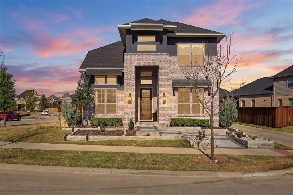 Property Photo:  3201 Casa Blanca Street  TX 75009 