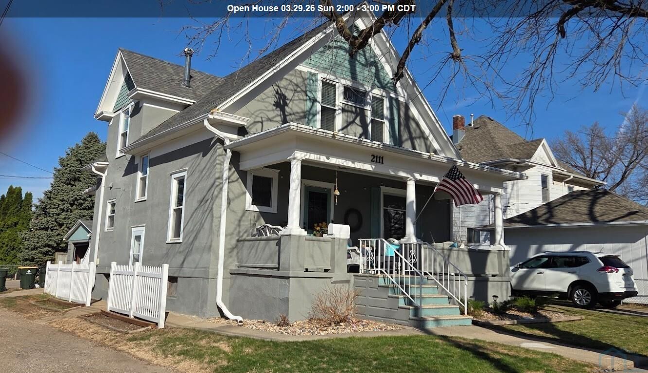 Property Photo:  2111 S Newton  IA 51106 