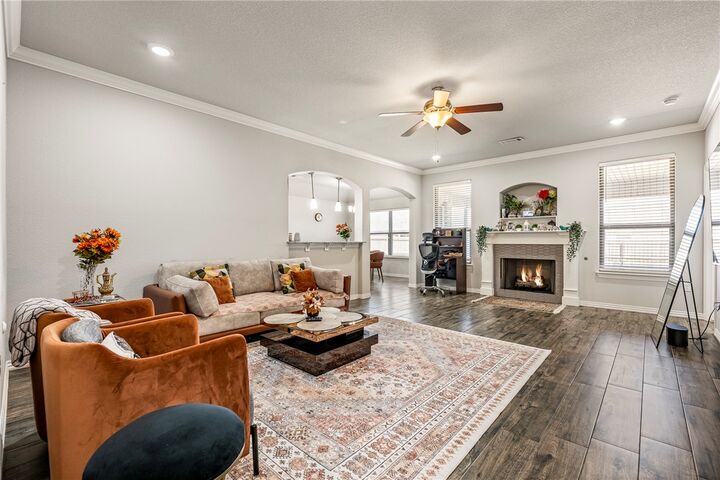 Property Photo:  450 Holly Street  AR 72719 