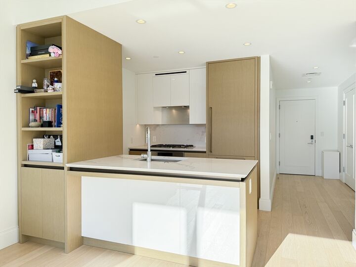 Property Photo:  380 Harrison Ave 1007  MA 02118 