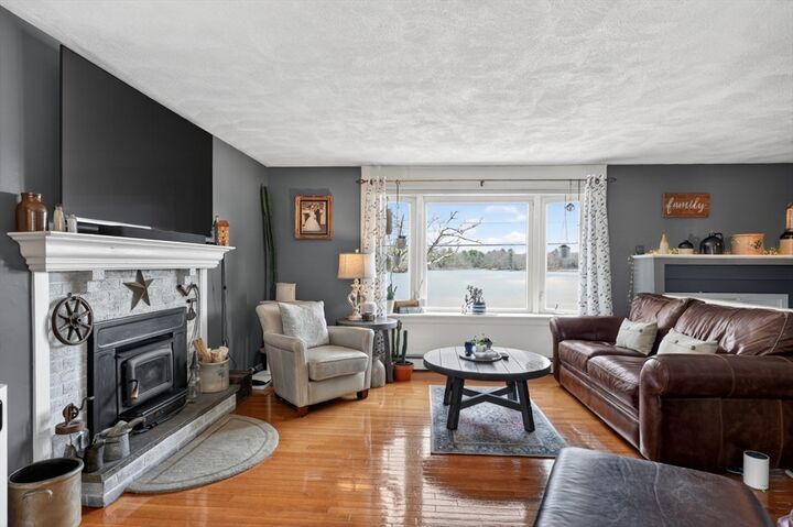 Property Photo: 84 Ridge Rd MA 01532