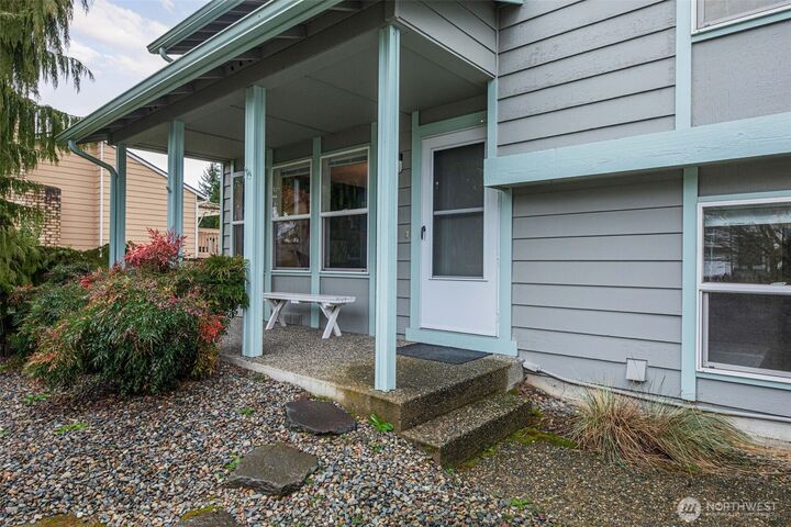 Property Photo:  33136  35th Avenue SW  WA 98023 