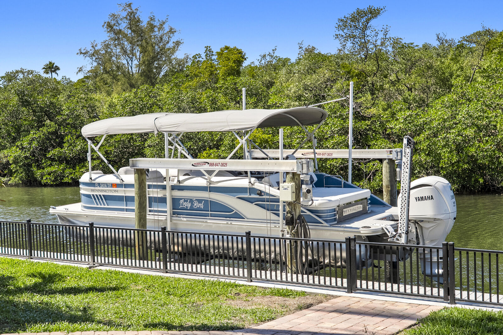 Property Photo: 8565 SE Palm Street SE FL 33455