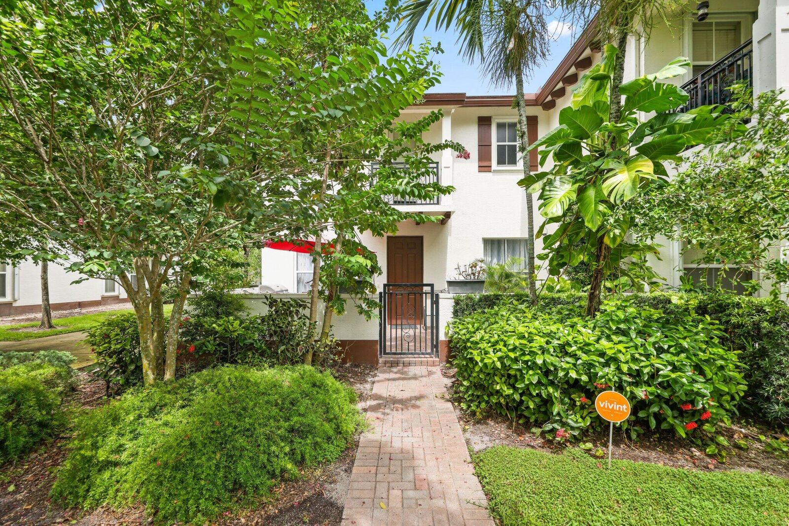Property Photo:  4501 Mimosa Terrace 1404  FL 33073 