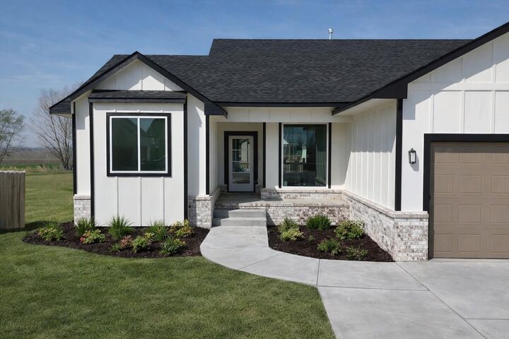 Property Photo: 5877 N St. Paul Ct. KS 67204