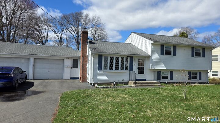 Property Photo:  91 Shuttlemeadow Road  CT 06062 