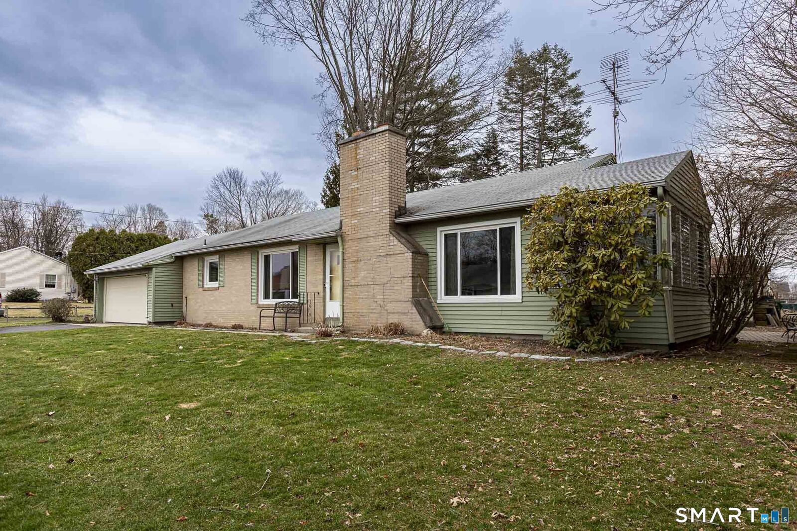 Property Photo:  5 Claremont Avenue  CT 06082 