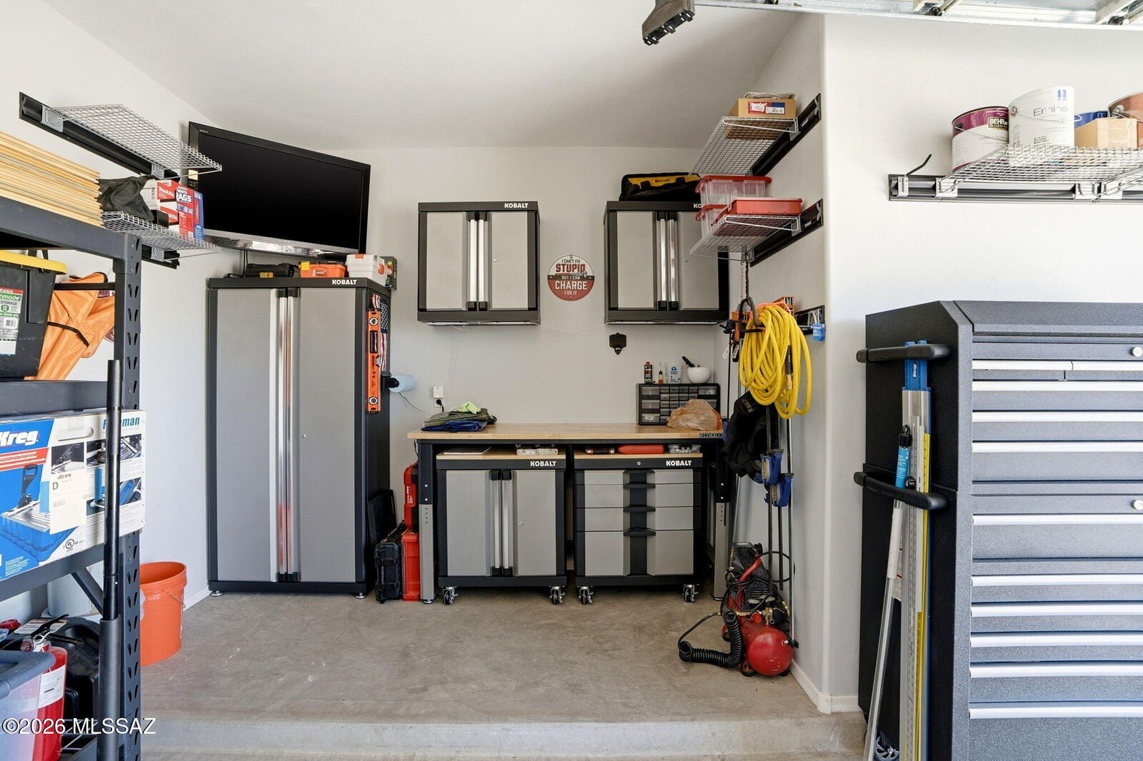 Property Photo:  211 E Refuge Loop  AZ 85641 