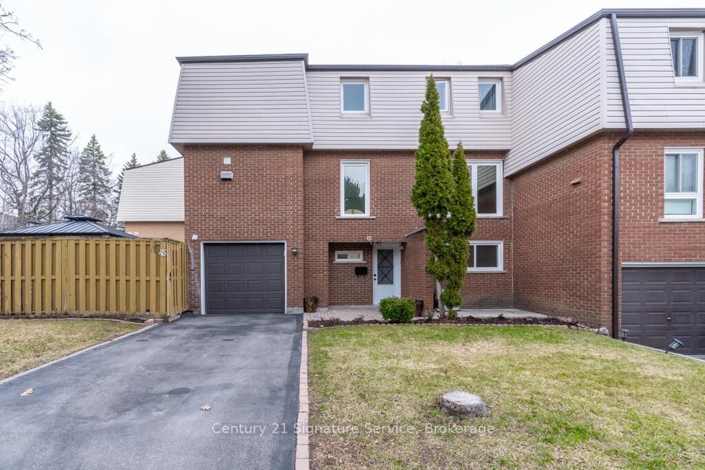 Property Photo:  3175 Kirwin Avenue 45  ON L5A 3M4 