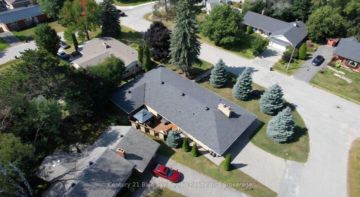 Photo de la propriété:  941 Pinewood Road  ON P1B 4P2 