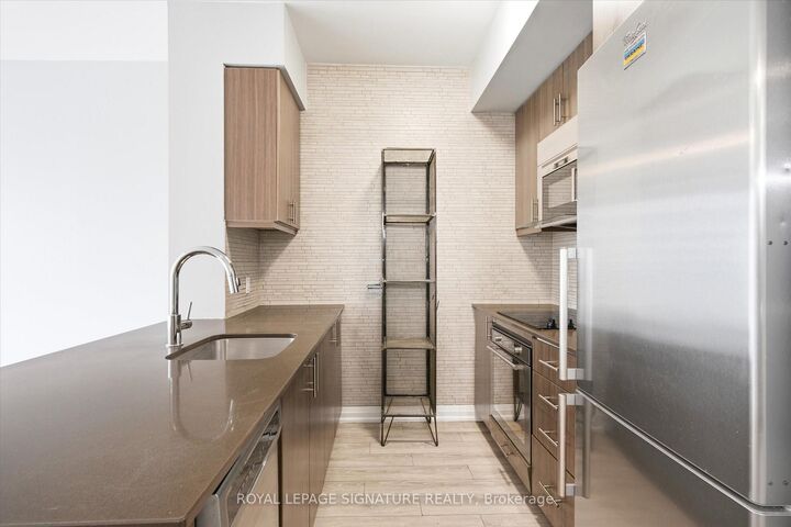 Property Photo: 6 Eva Road Gl5 ON M9C 0B1
