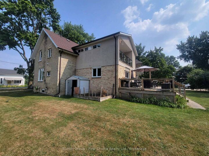 Property Photo: 30 King Street N ON N0M 1M0