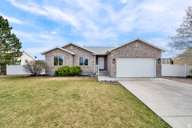Property Photo: 694 E 260 S UT 84049