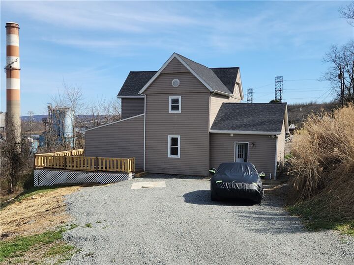 Property Photo:  42 Kennedy Road  PA 15067 