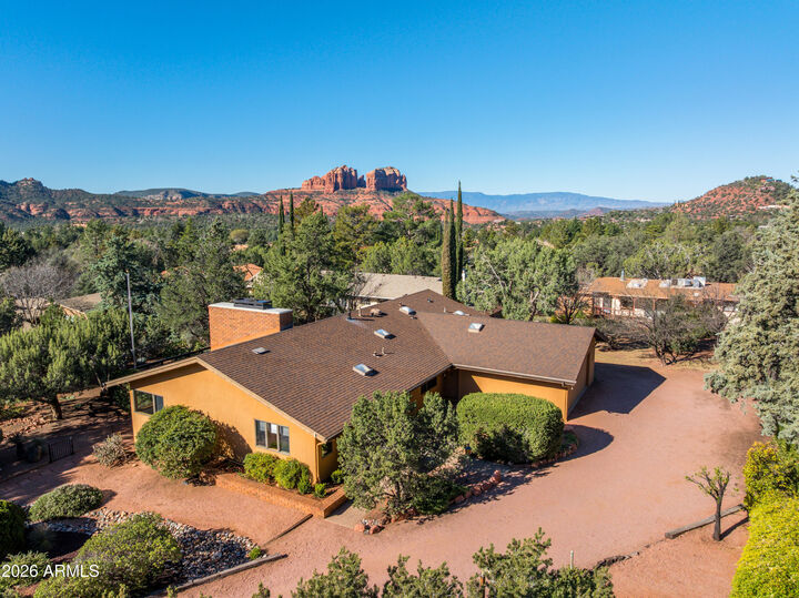 Property Photo:  1 Little Horse Lane  AZ 86336 