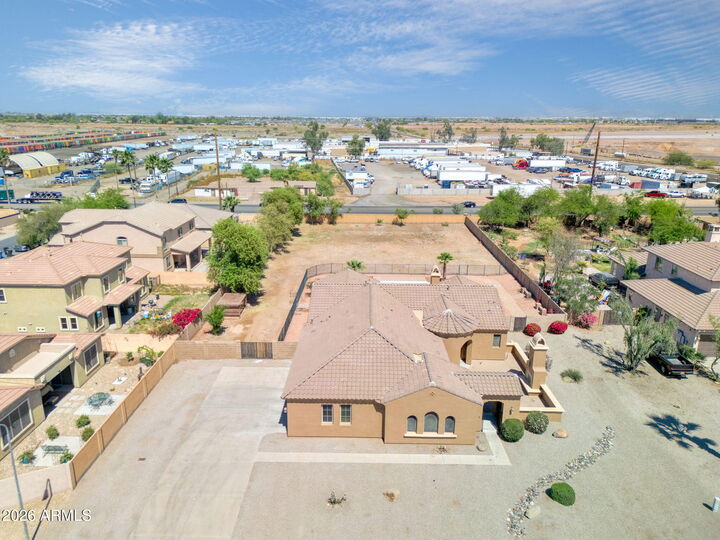 Property Photo:  6712 W Pleasant Lane  AZ 85339 