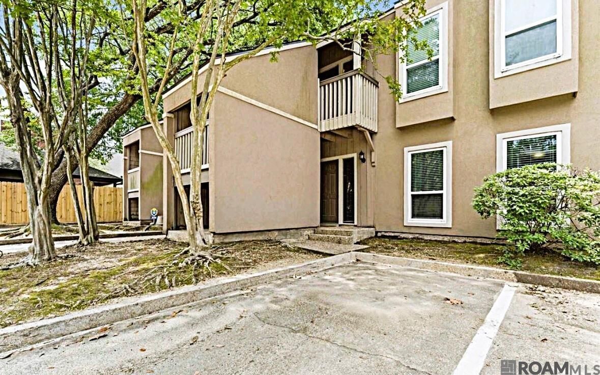 Property Photo: 8155 Jefferson Hwy #206 LA 70809