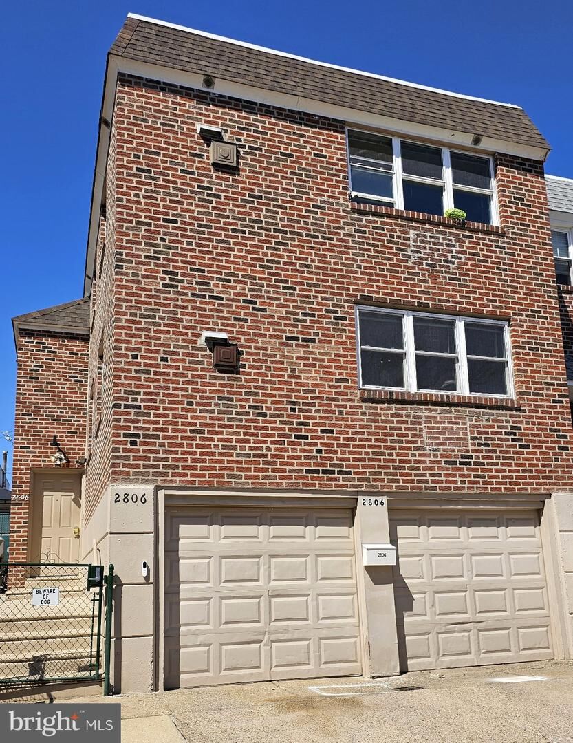 Property Photo:  2806 Ryerson Place 1st Floor  PA 19114 