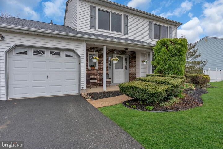 Property Photo:  29 Liberty Drive  NJ 08810 