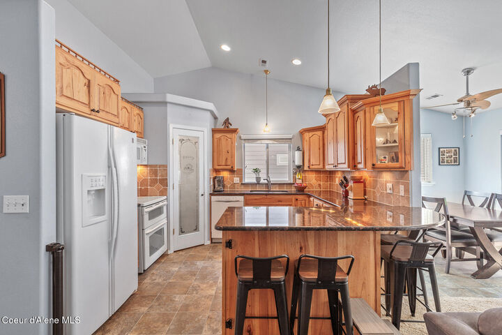 Property Photo:  510 W Davidson Ave  ID 83814 