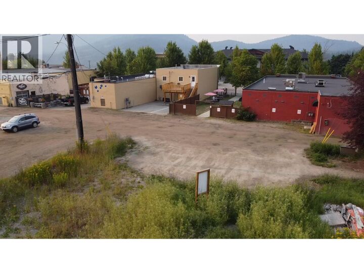 Property Photo:  2054 Spokane Street  BC V0G 1Y0 