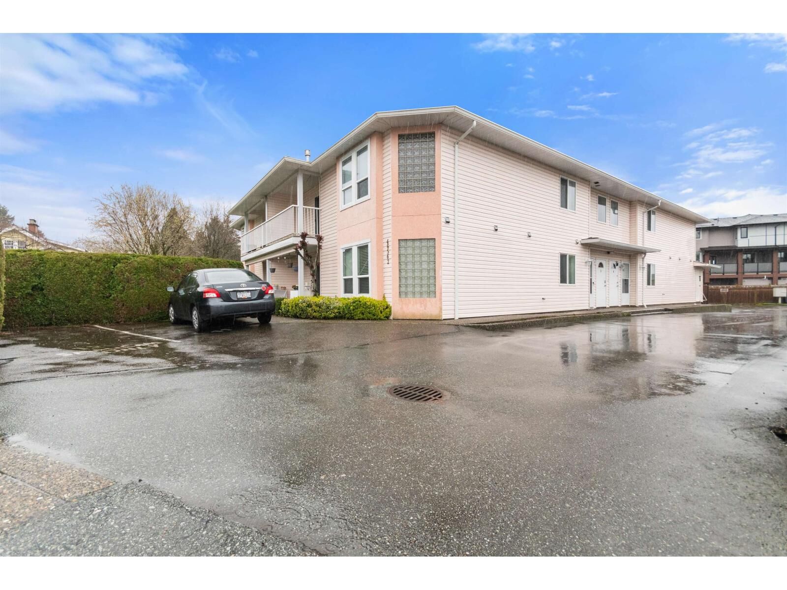 Photo de la propriété:  46562 Yale Road 6  BC V2P 2R5 