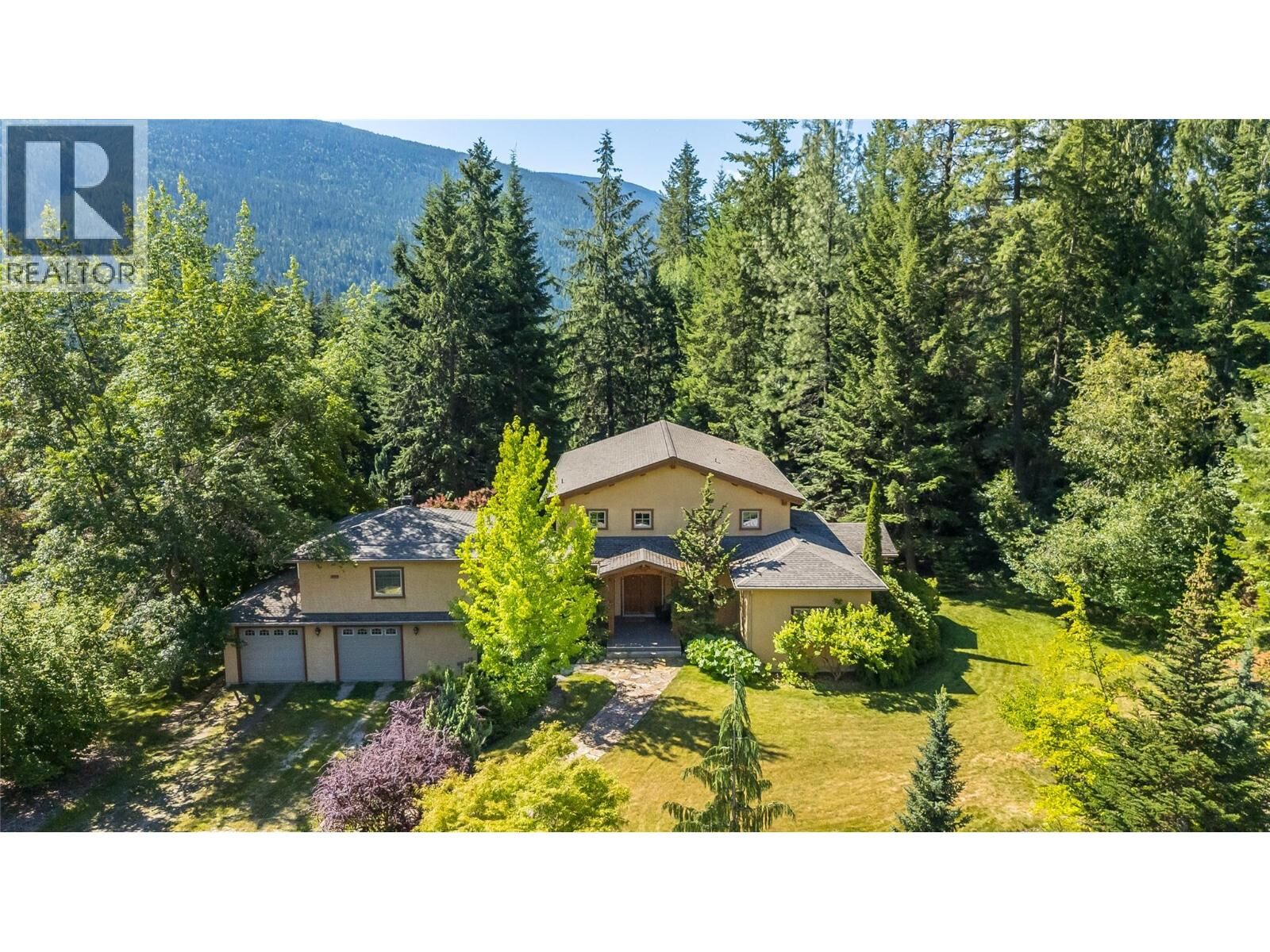 Property Photo: 3179 Heddle Road BC V1L 6M2