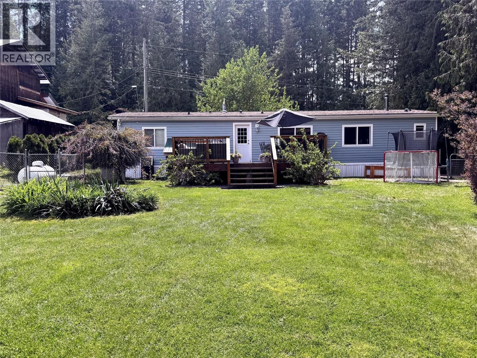 Photo de la propriété: 19 West Poirier Road BC V0E 2K0