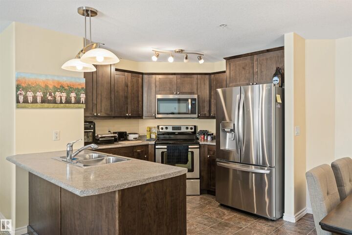 Property Photo: 3105-901 16 Street AB T9M 0C3