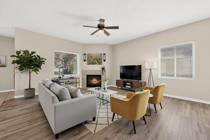 Property Photo: 10456 Calle Mirlo NW NM 87114