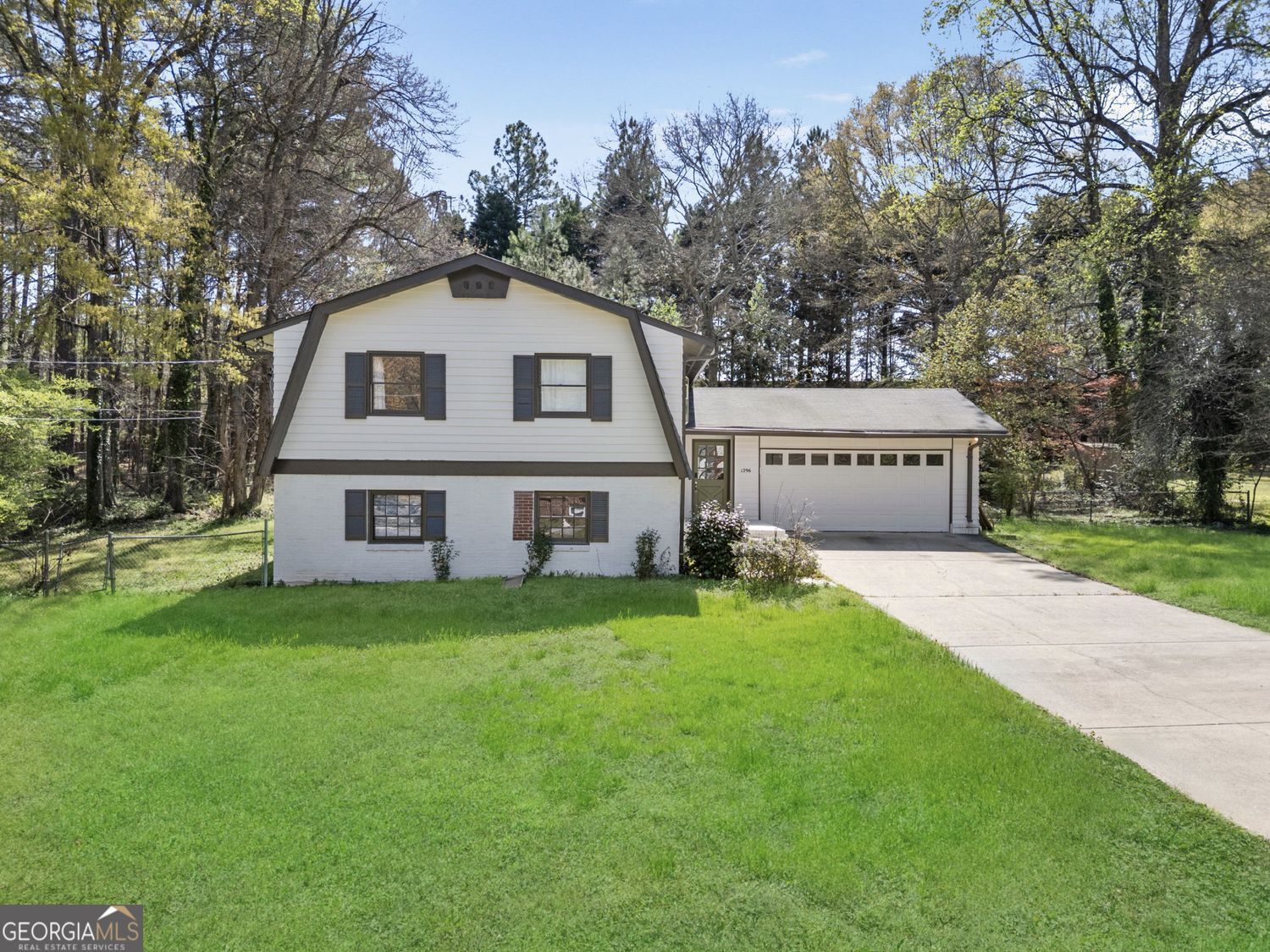 Property Photo:  1296 Mohawk Drive NW  GA 30043 