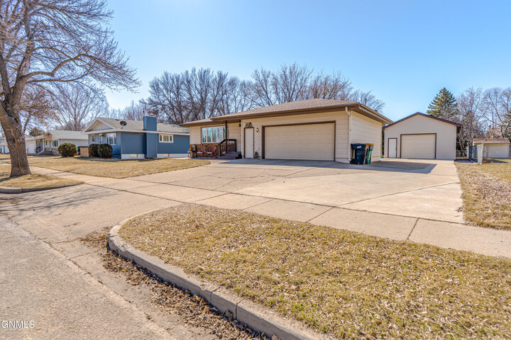 Property Photo: 1216 Billings Drive ND 58504